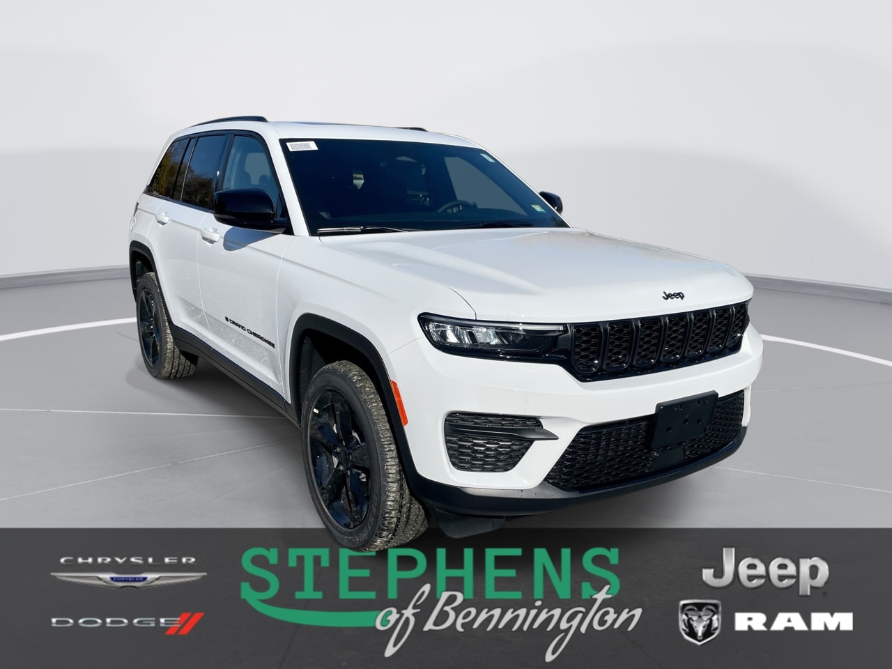 2025 Jeep Grand Cherokee Altitude's photo