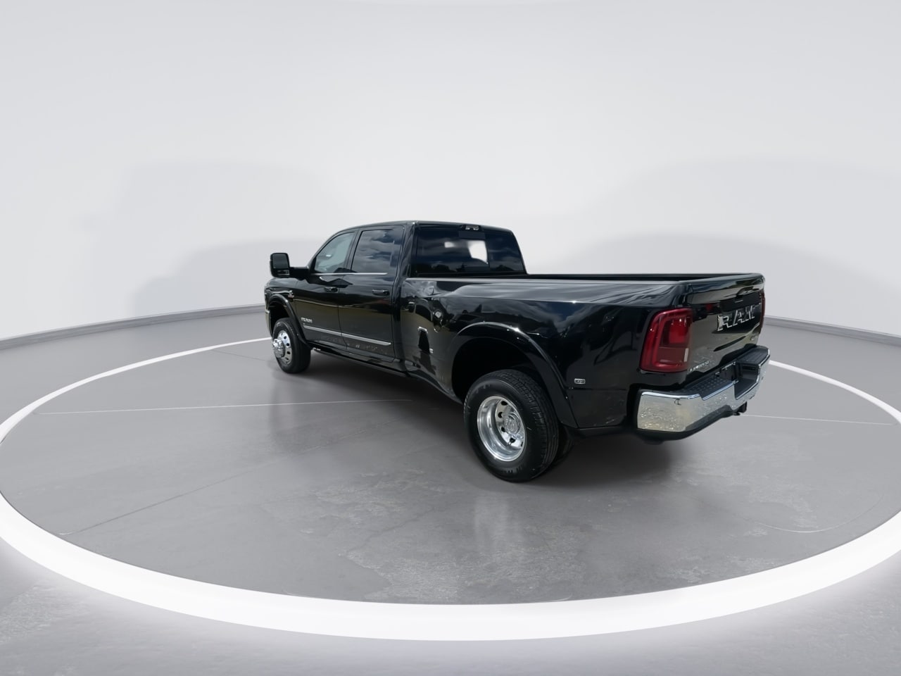 2026 RAM 3500 Limited - Photo 7