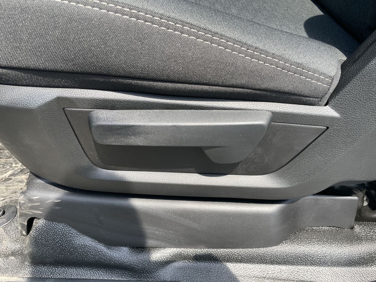 2025 RAM 3500 Chassis Big Horn - Photo 12