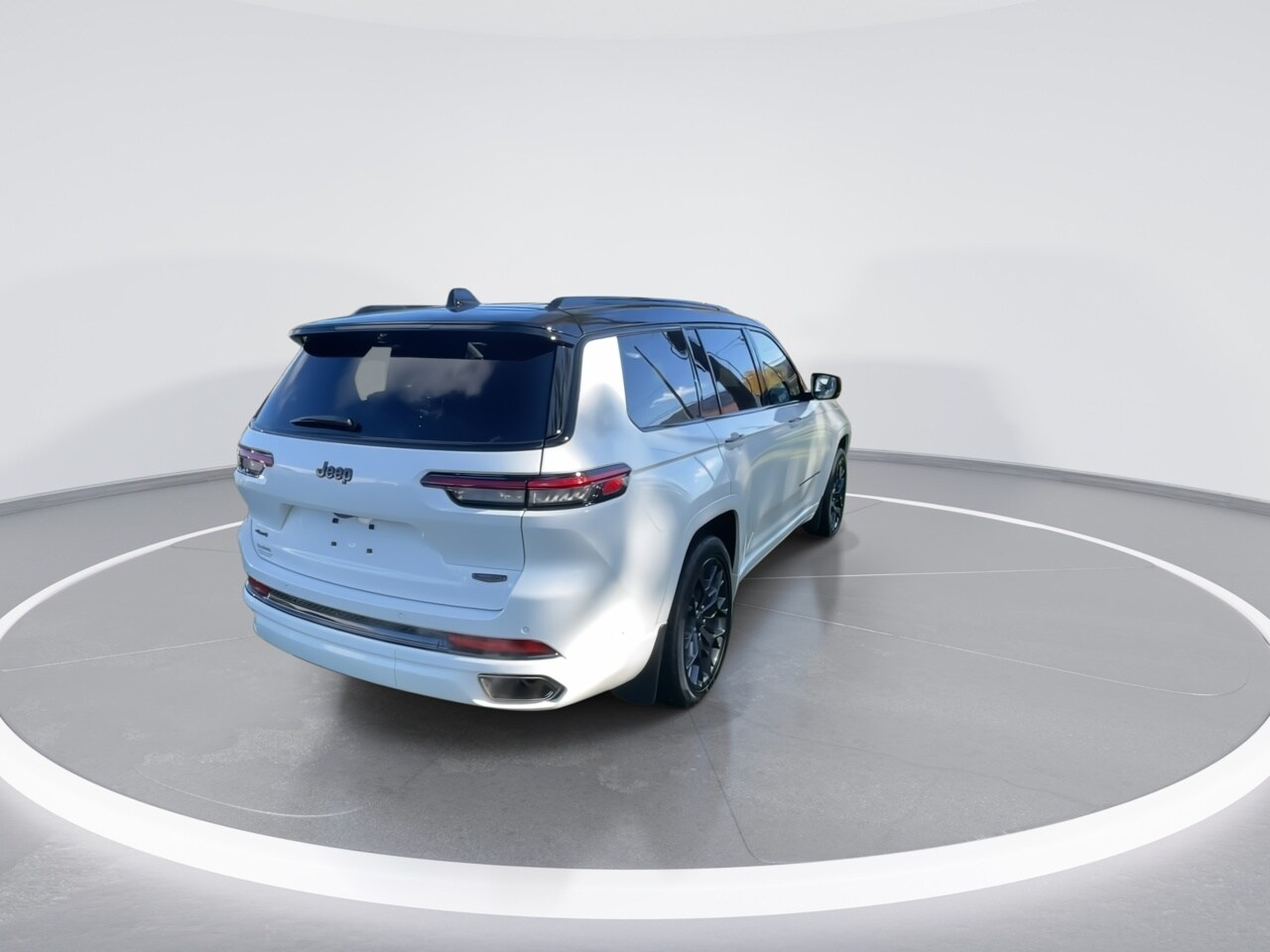 2024 Jeep Grand Cherokee L Summit Reserve photo 2