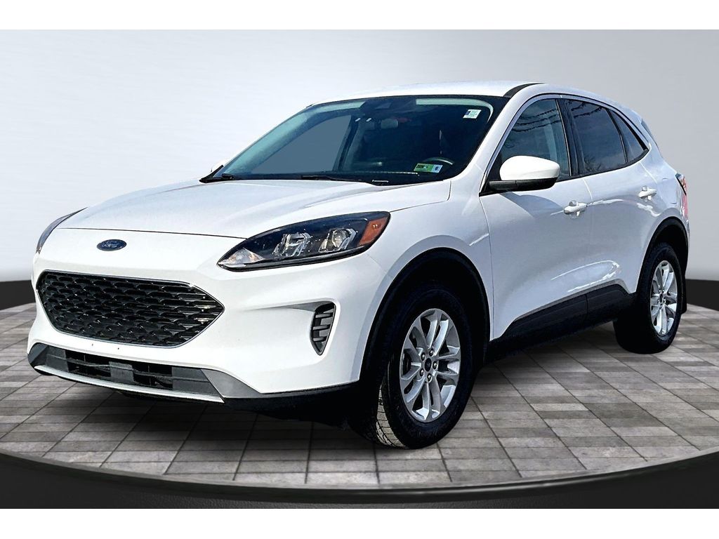 2021 Ford Escape SE's photo