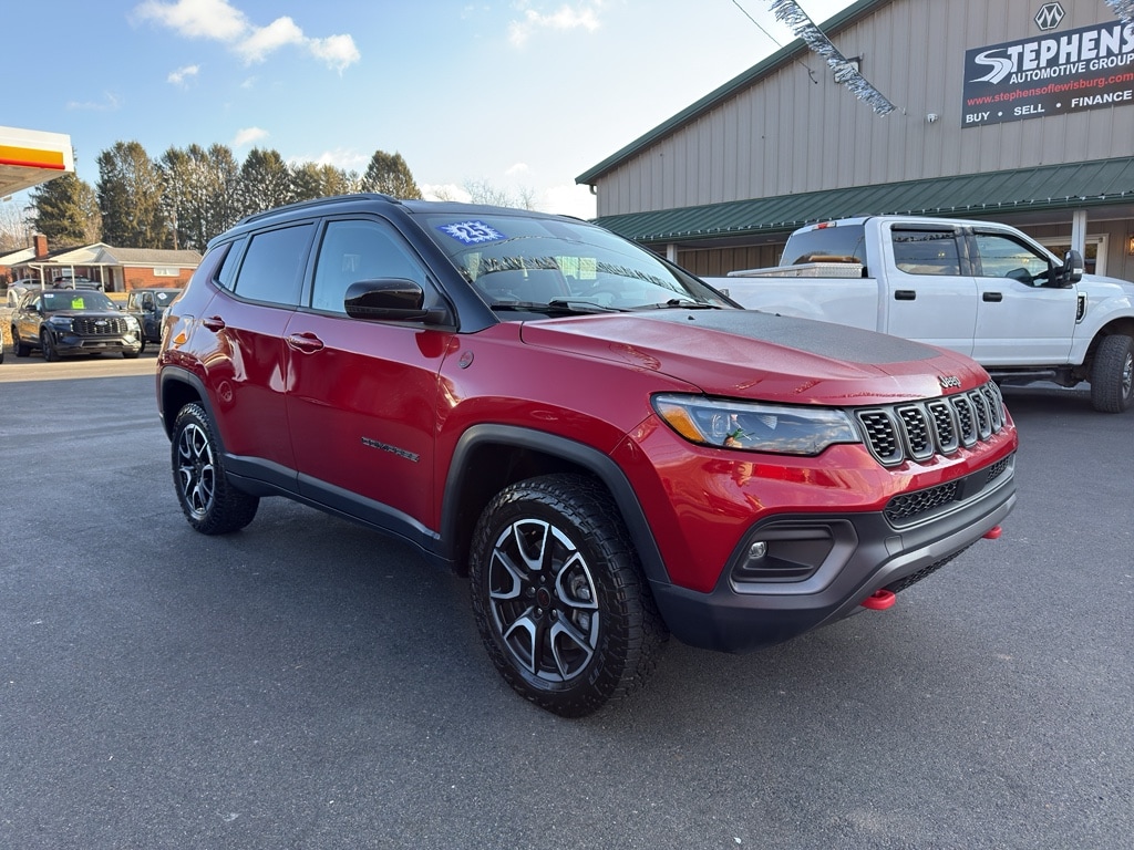 2025 Jeep Compass Trailhawk's photo