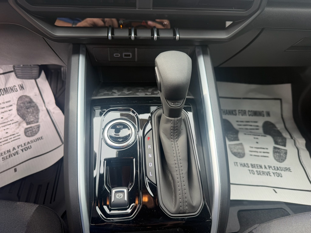 2026 Chevrolet Colorado Work Truck - Photo 11