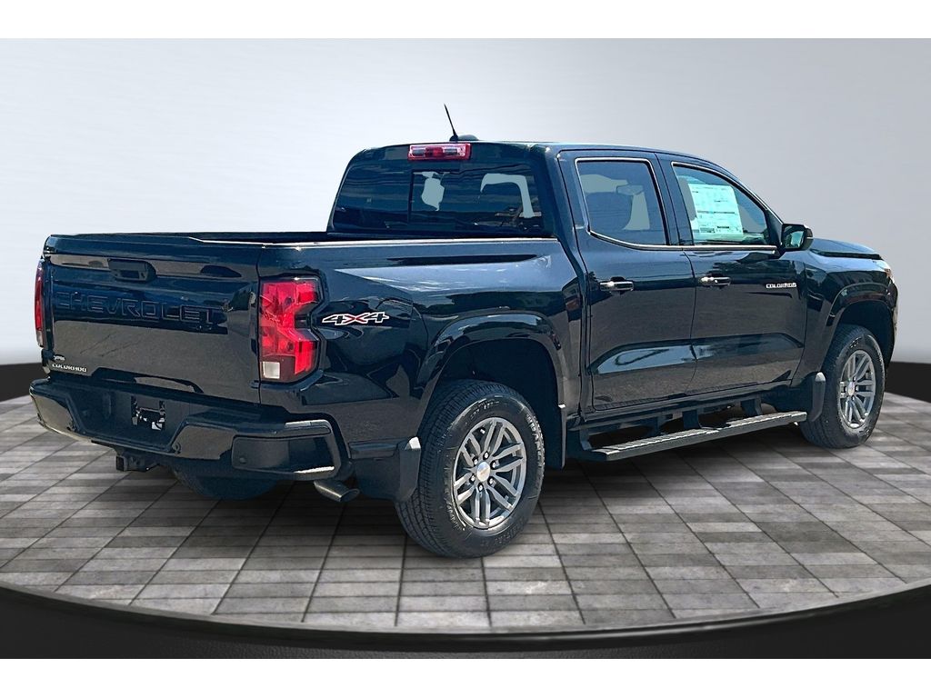 2026 Chevrolet Colorado LT photo 4