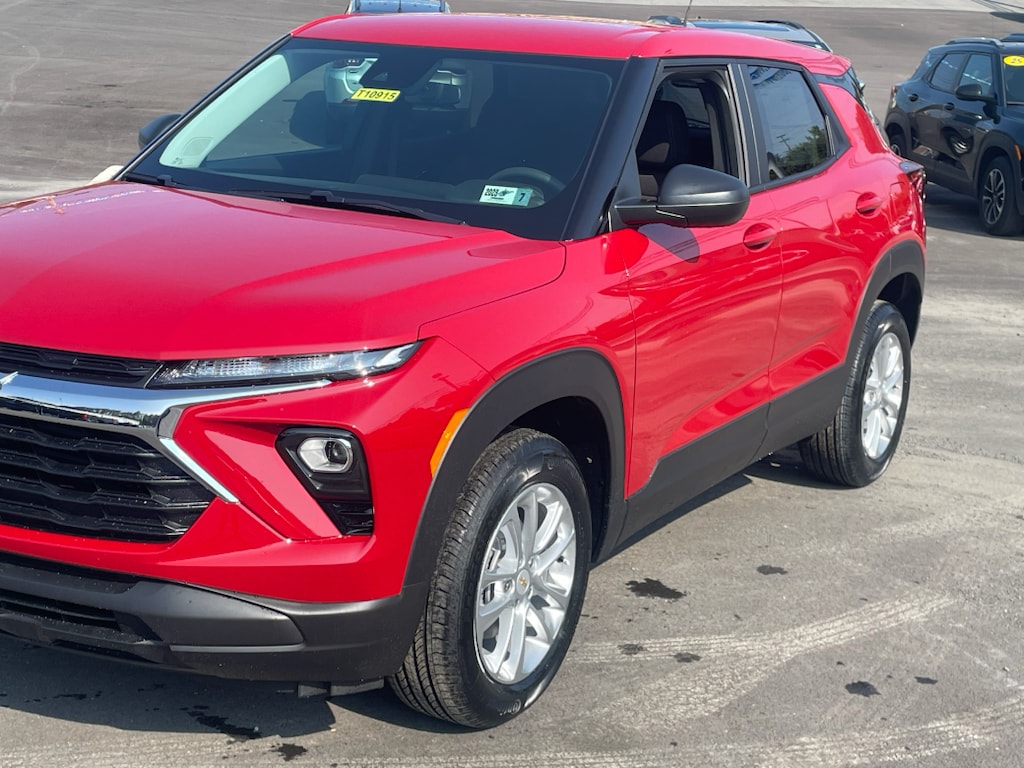 2026 Chevrolet Trailblazer LS - Photo 2