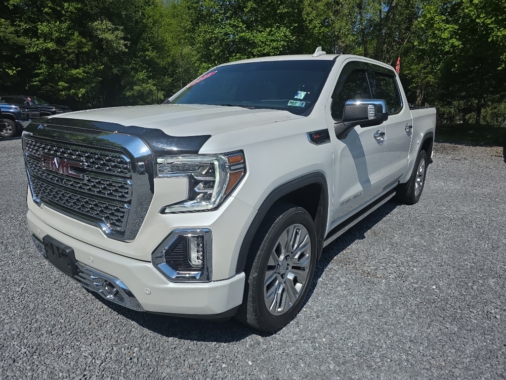 2021 GMC Sierra 4WD Crew Cab Short Box Denali's photo