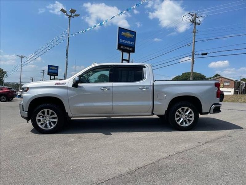 Used 2020 Chevrolet Silverado 1500 LTZ with VIN 3GCUYGED3LG409138 for sale in Oak Hill, WV