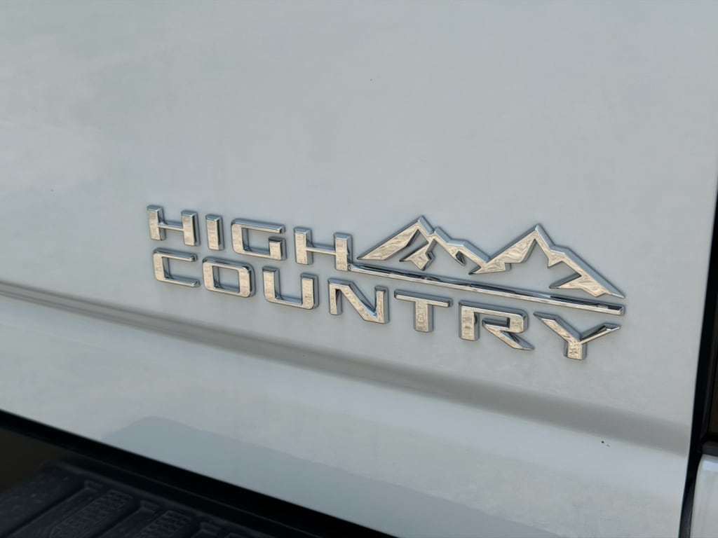 2026 Chevrolet Silverado 2500 HD High Country - Photo 7