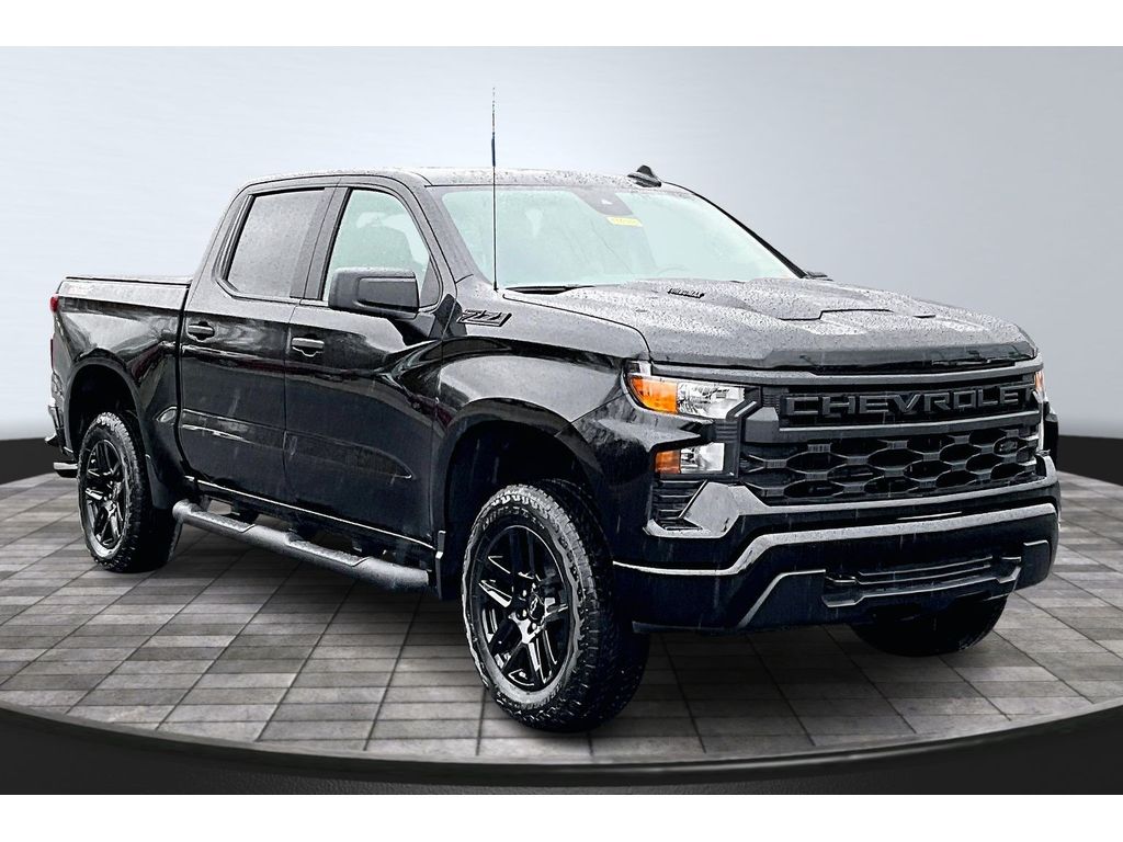 2026 Chevrolet Silverado 1500 Custom Trail Boss photo 2