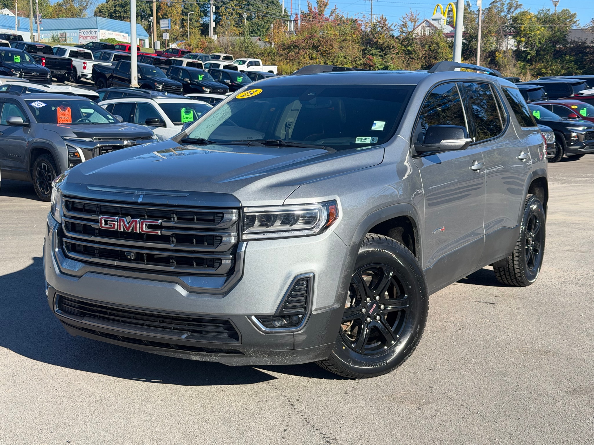 2023 GMC Acadia