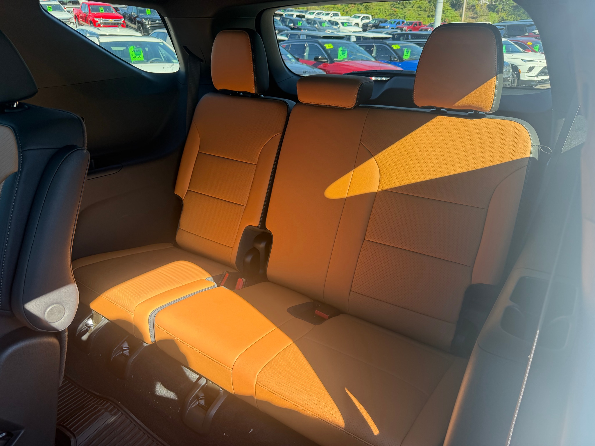 2027 Chevrolet Traverse Z71 - Photo 6