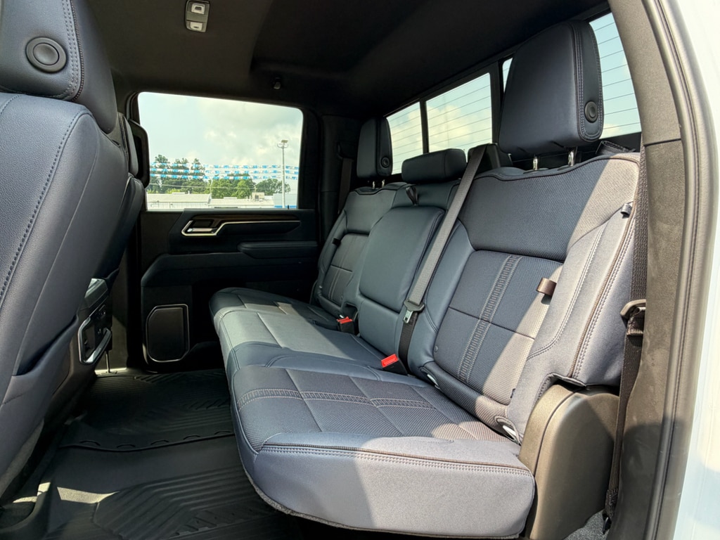 2026 Chevrolet Silverado 2500 HD High Country - Photo 5