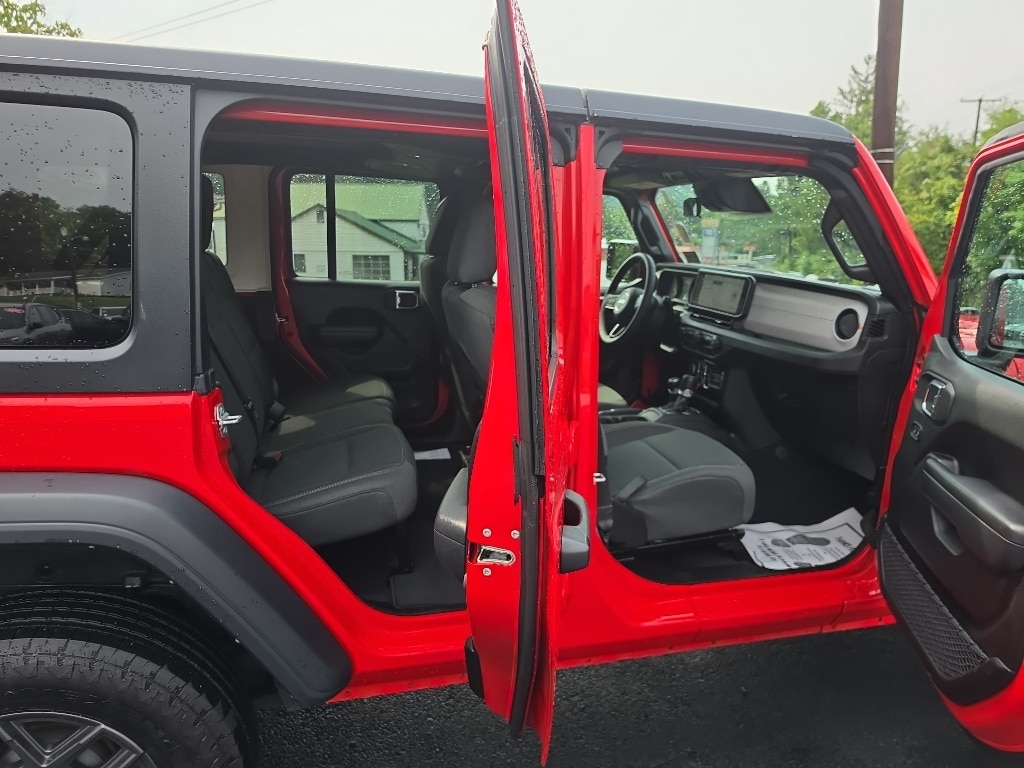 2025 Jeep Wrangler 4-Door Sport S - Photo 7