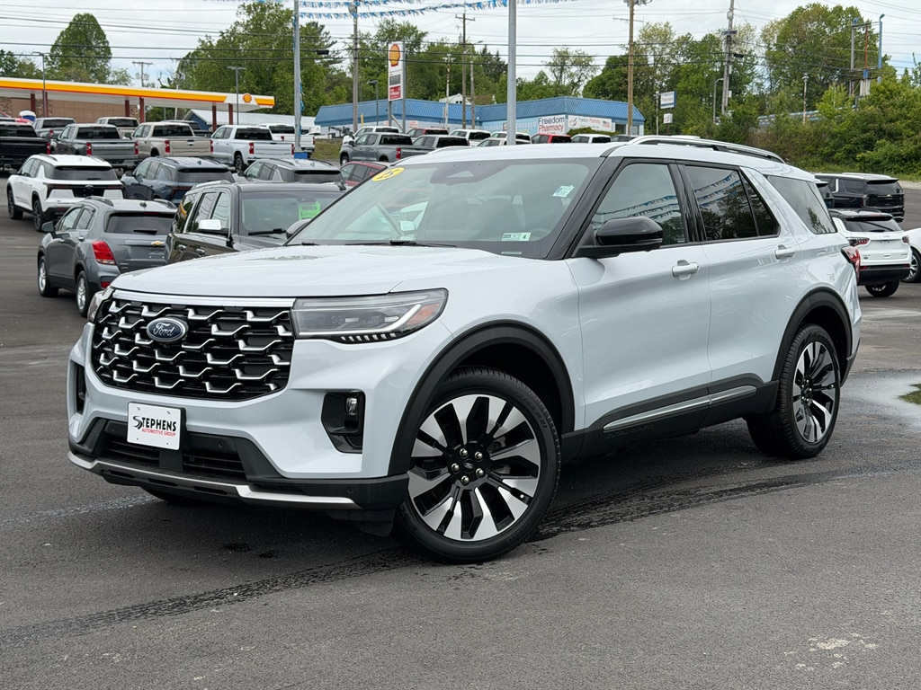 2025 Ford Explorer Platinum 4WD (PL535)'s photo