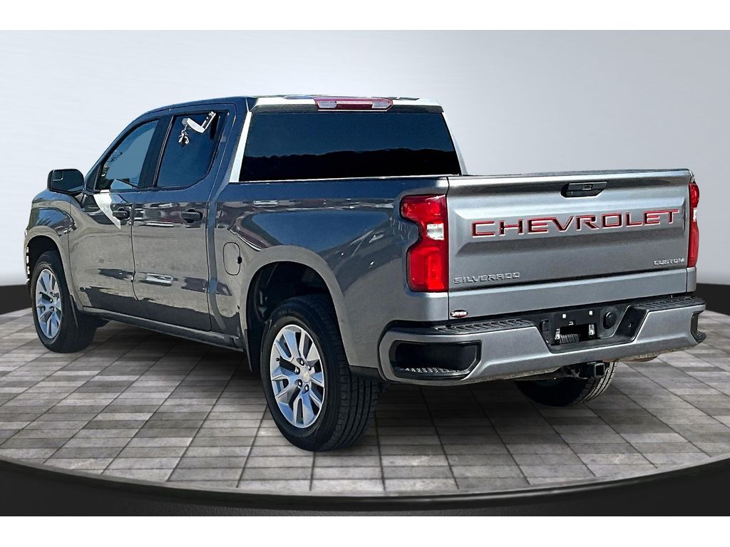 2021 Chevrolet Silverado 1500 Custom photo 3