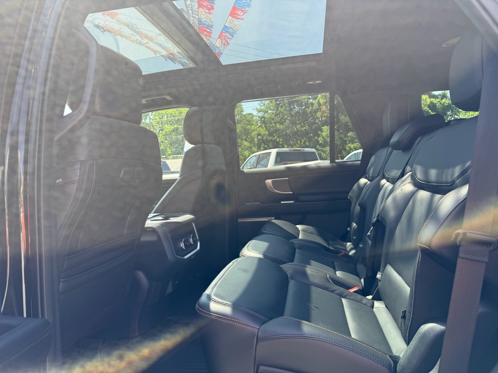 2025 Ford Expedition Tremor - Photo 9