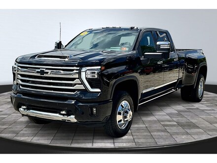 2024 Chevrolet Silverado 3500 HD High Country DRW Truck