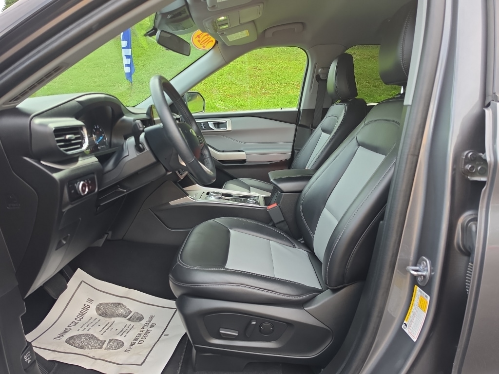 2024 Ford Explorer XLT - Photo 16