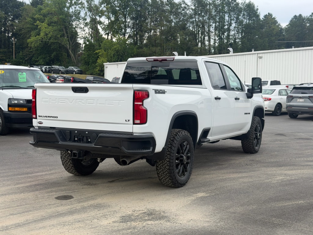 2026 Chevrolet Silverado 3500 HD LT - Photo 6