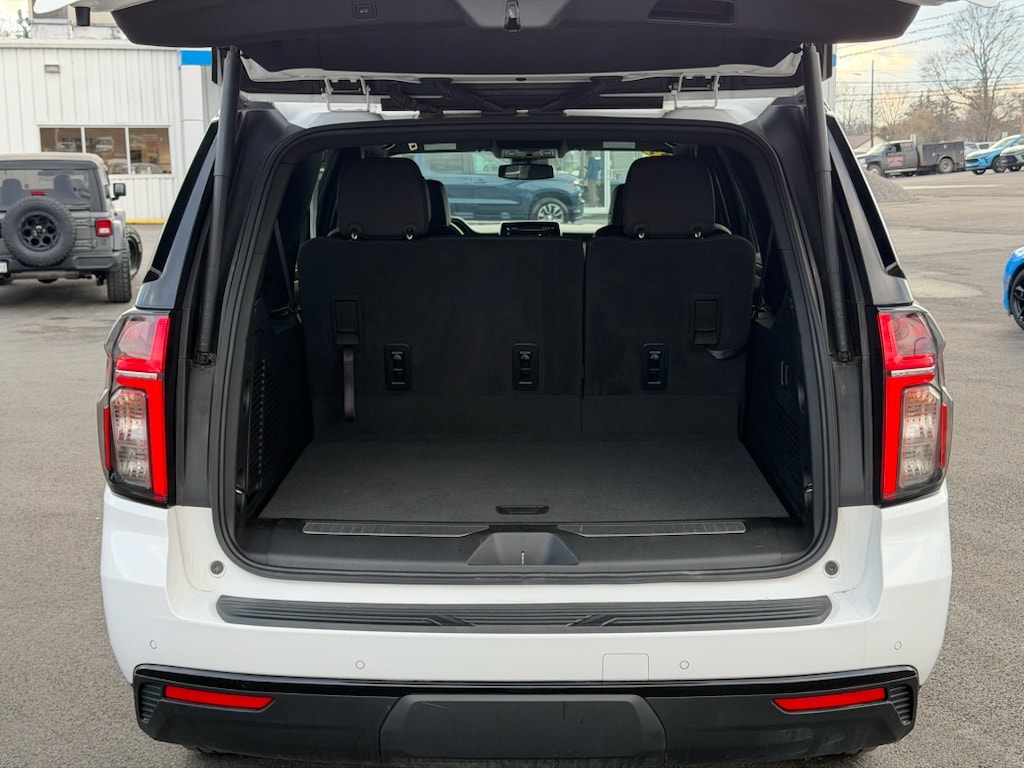 Used 2024 Chevrolet Suburban Z71 SUV