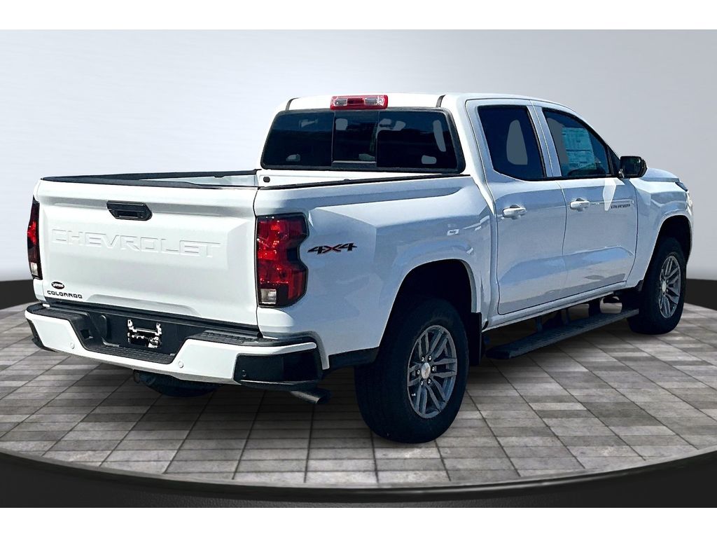 2026 Chevrolet Colorado LT photo 4