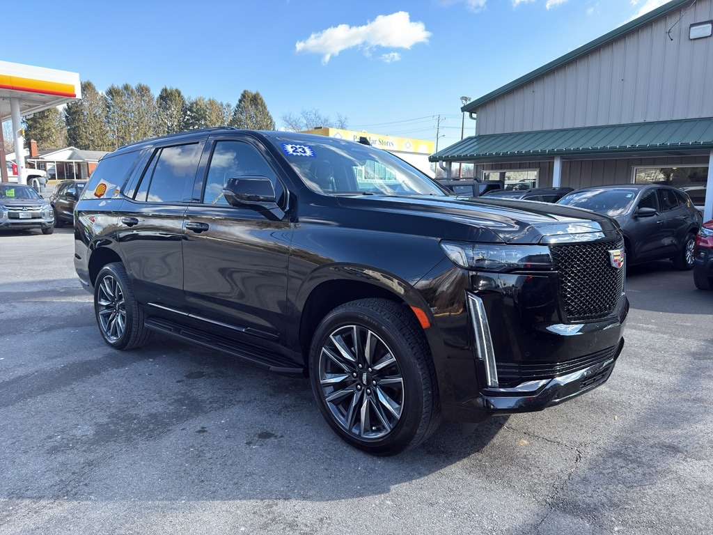 2023 Cadillac Escalade Sport's photo