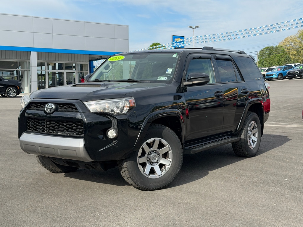 2016 Toyota 4Runner Trail 4x4 V6's photo