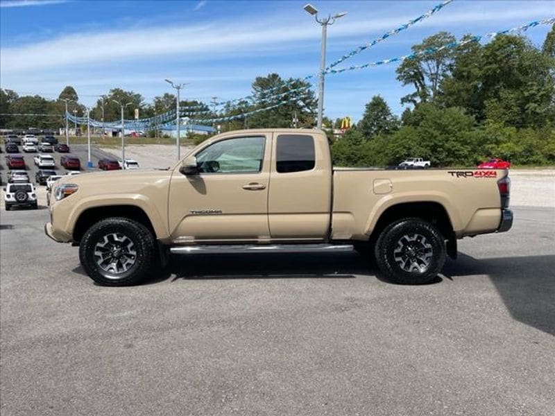 Used 2020 Toyota Tacoma TRD Off Road with VIN 3TYSZ5AN9LT002924 for sale in Oak Hill, WV