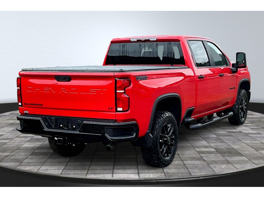 2026 Chevrolet Silverado 2500HD LT photo 4