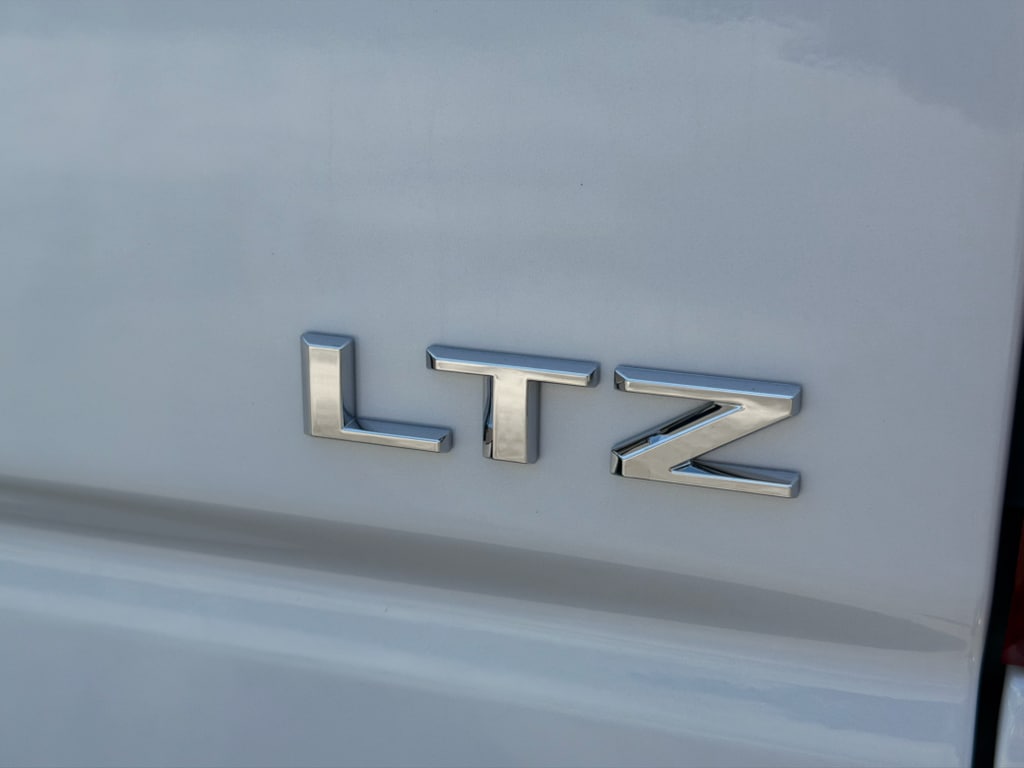 2026 Chevrolet Silverado 1500 LTZ - Photo 8