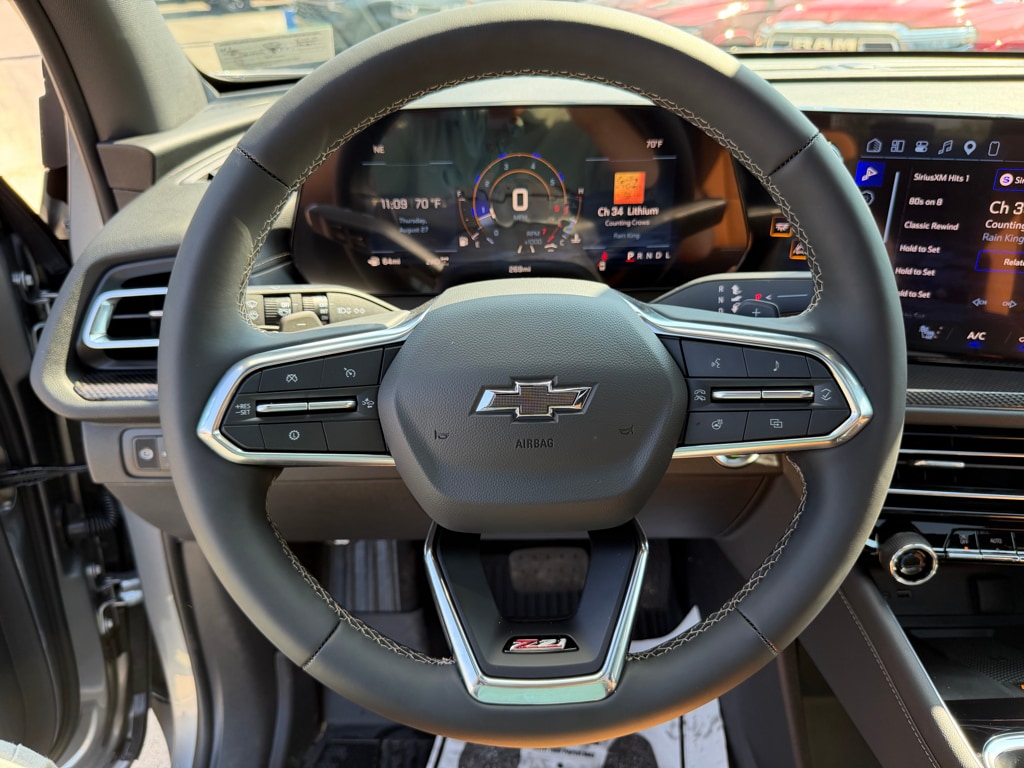 2027 Chevrolet Traverse Z71 - Photo 13
