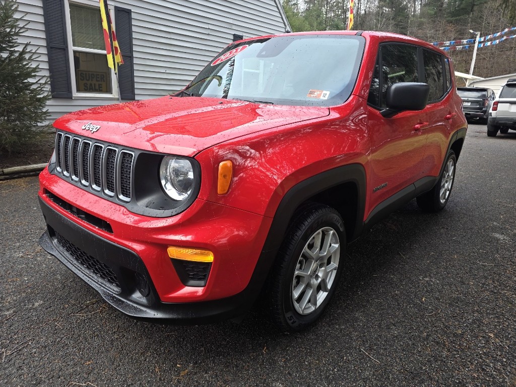 2023 Jeep Renegade Latitude's photo