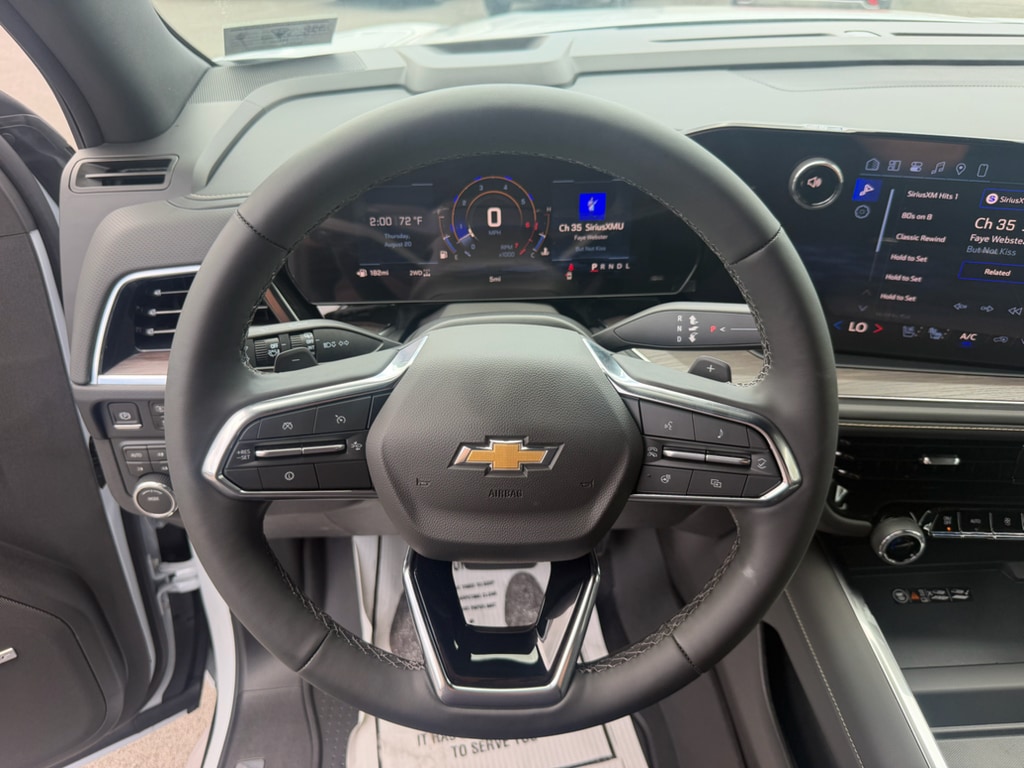 2026 Chevrolet Suburban Premier - Photo 14