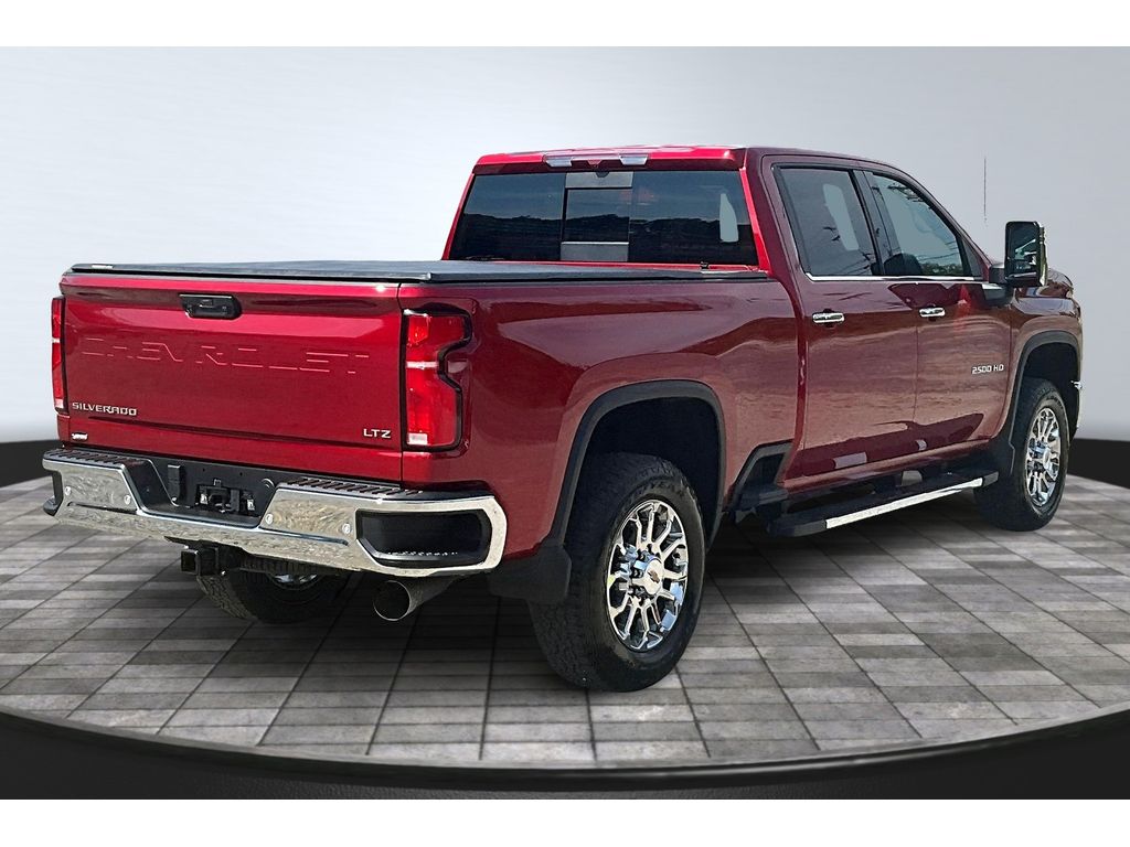 2026 Chevrolet Silverado 2500HD LTZ photo 4