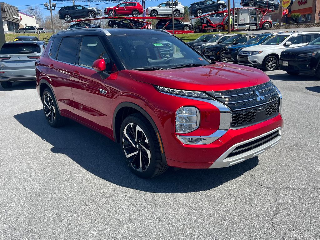 2025 Mitsubishi Outlander PHEV SEL photo 2