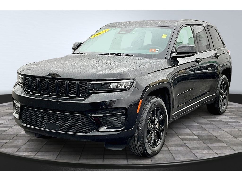 Used 2024 Jeep Grand Cherokee Altitude SUV