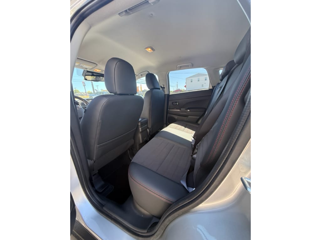 2026 Mitsubishi Outlander Sport SE - Photo 13