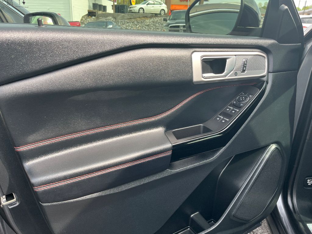 Used 2023 Ford Explorer ST-LINE with VIN 1FMSK8KHXPGA42712 for sale in Princeton, WV