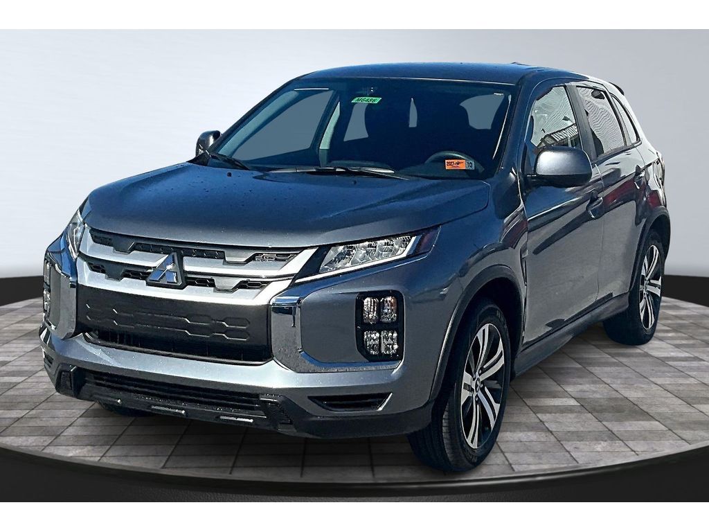 2025 Mitsubishi Outlander Sport ES's photo