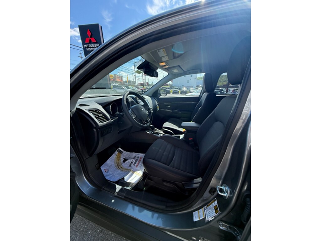 2026 Mitsubishi Outlander Sport SE - Photo 11