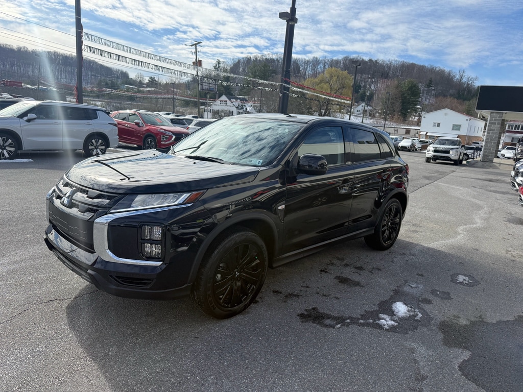2026 Mitsubishi Outlander Sport 2.0 LE AWC CVT's photo