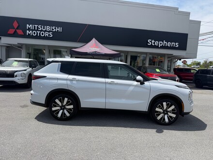 2026 Mitsubishi Outlander SE SUV