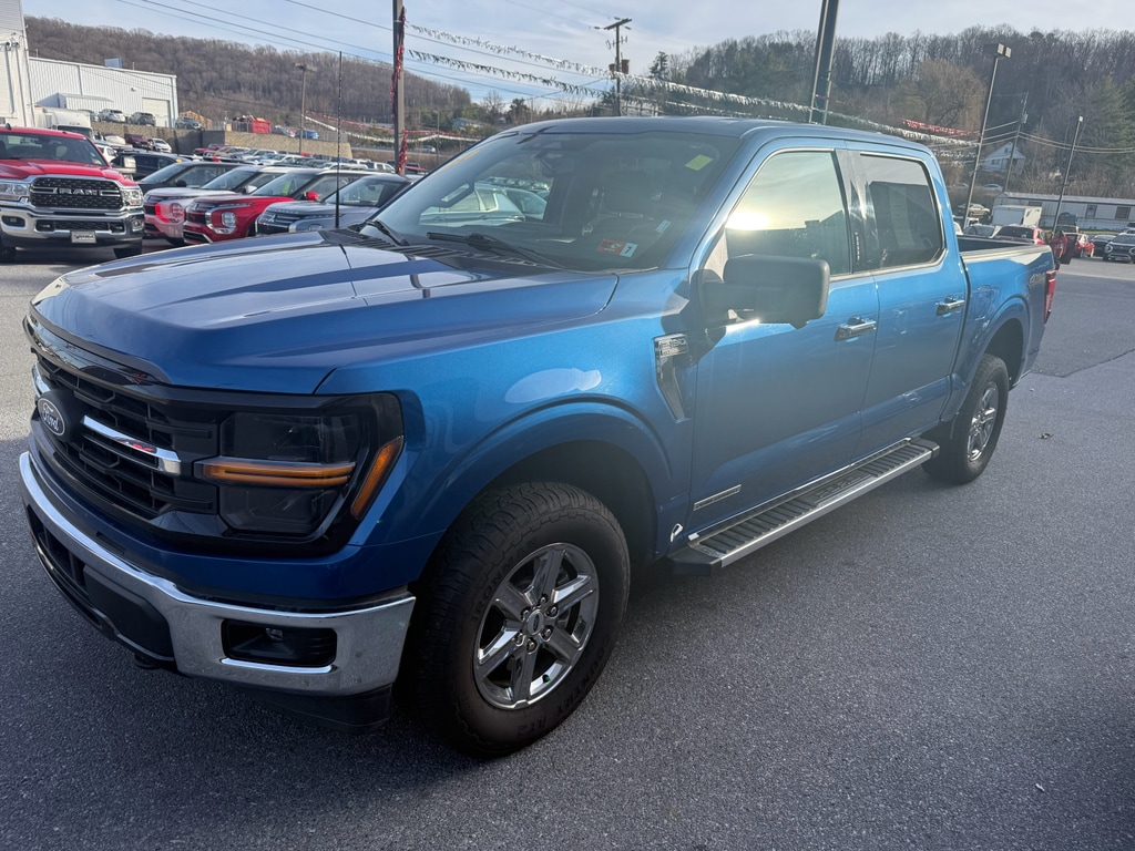 2024 Ford F-150 XLT's photo