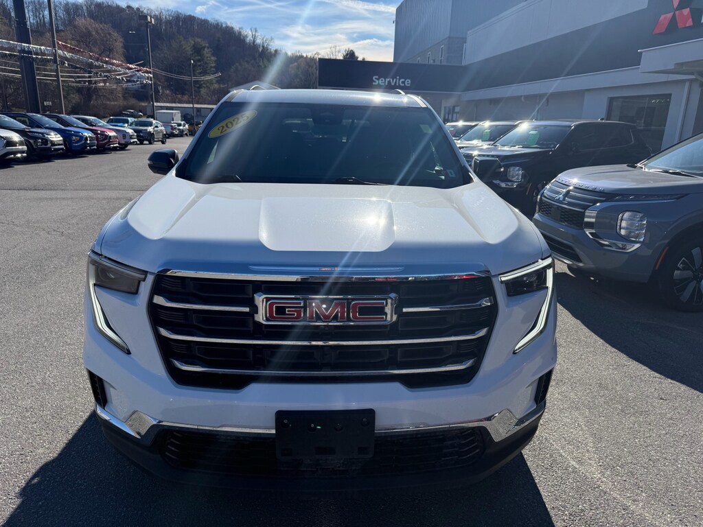 2025 Gmc Acadia Elevation photo 3