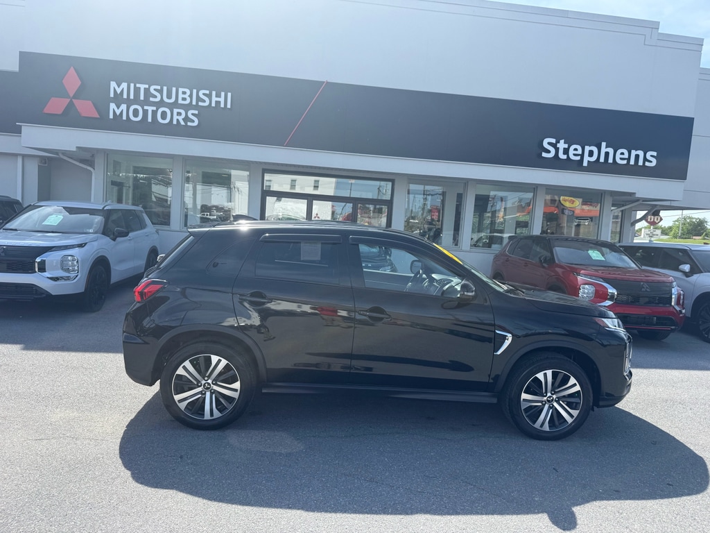 2024 Mitsubishi Outlander Sport 2.0 SE AWC CVT's photo