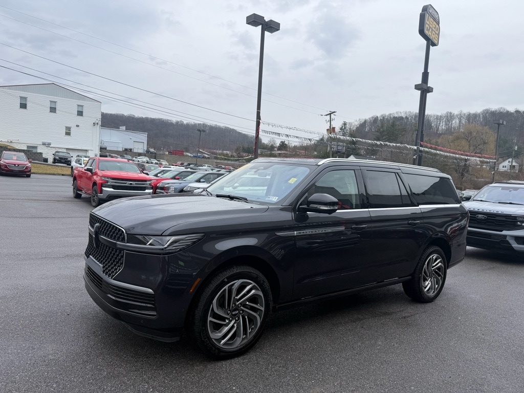 2025 Lincoln Navigator Reserve L 4WD's photo