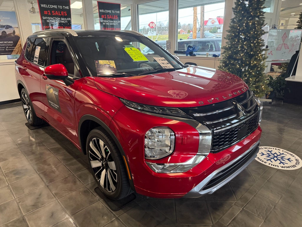 2025 Mitsubishi Outlander SEL's photo
