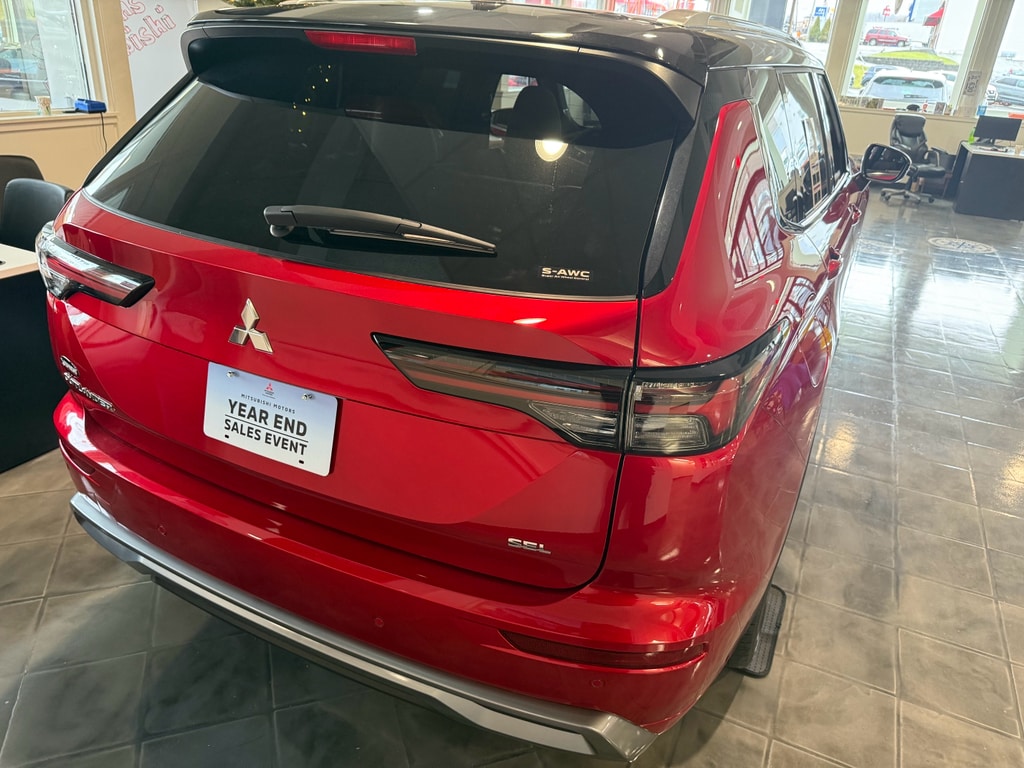 New 2025 Mitsubishi Outlander SEL SUV