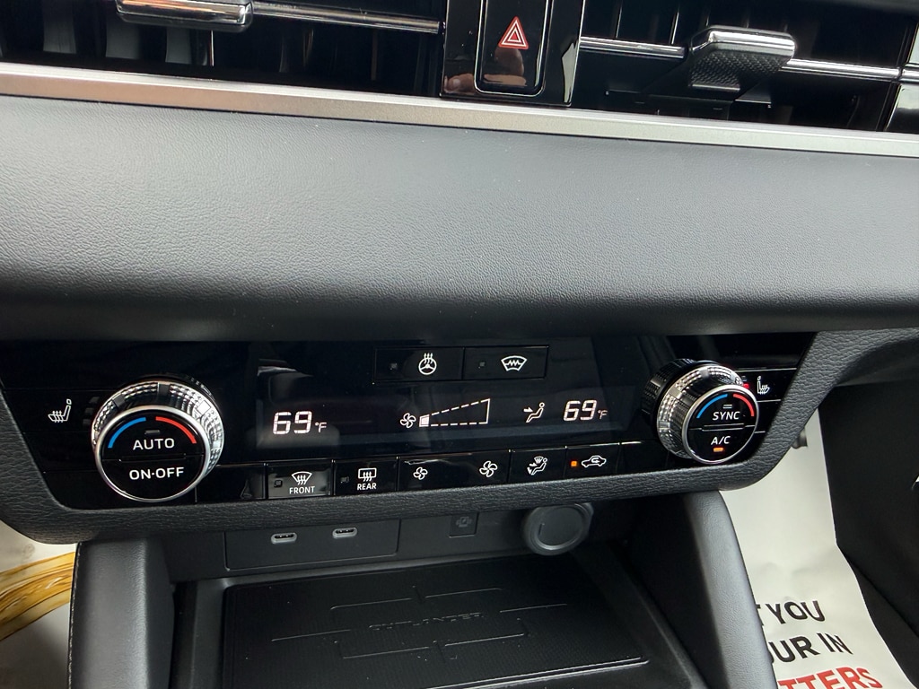 2026 Mitsubishi Outlander SE - Photo 19