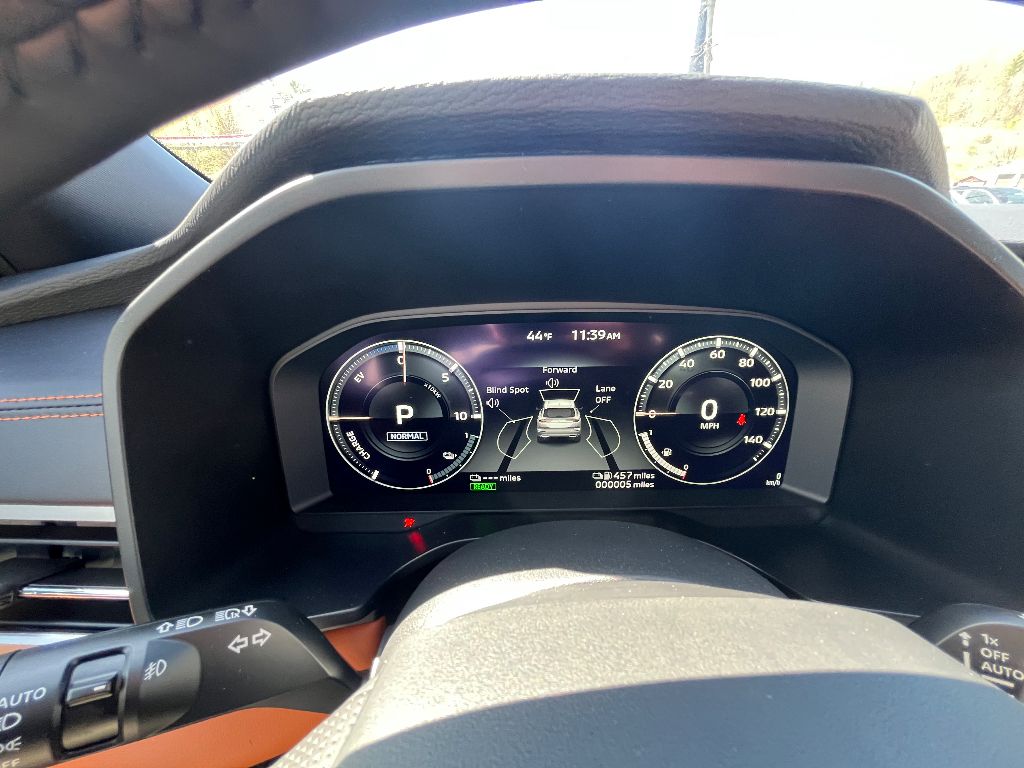2025 Mitsubishi Outlander Plug-in Hybrid SEL - Photo 9